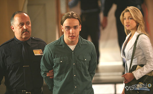 Image Emma And Sean Jail Degrassi Wiki Wikia