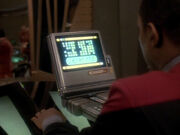 Sisko studiert Prophezeiungen