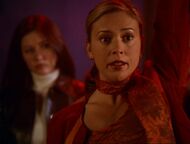 3x01-PhoebeMeetsCole