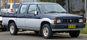 1990-1992 Nissan Navara (D21) 4-door utility 01
