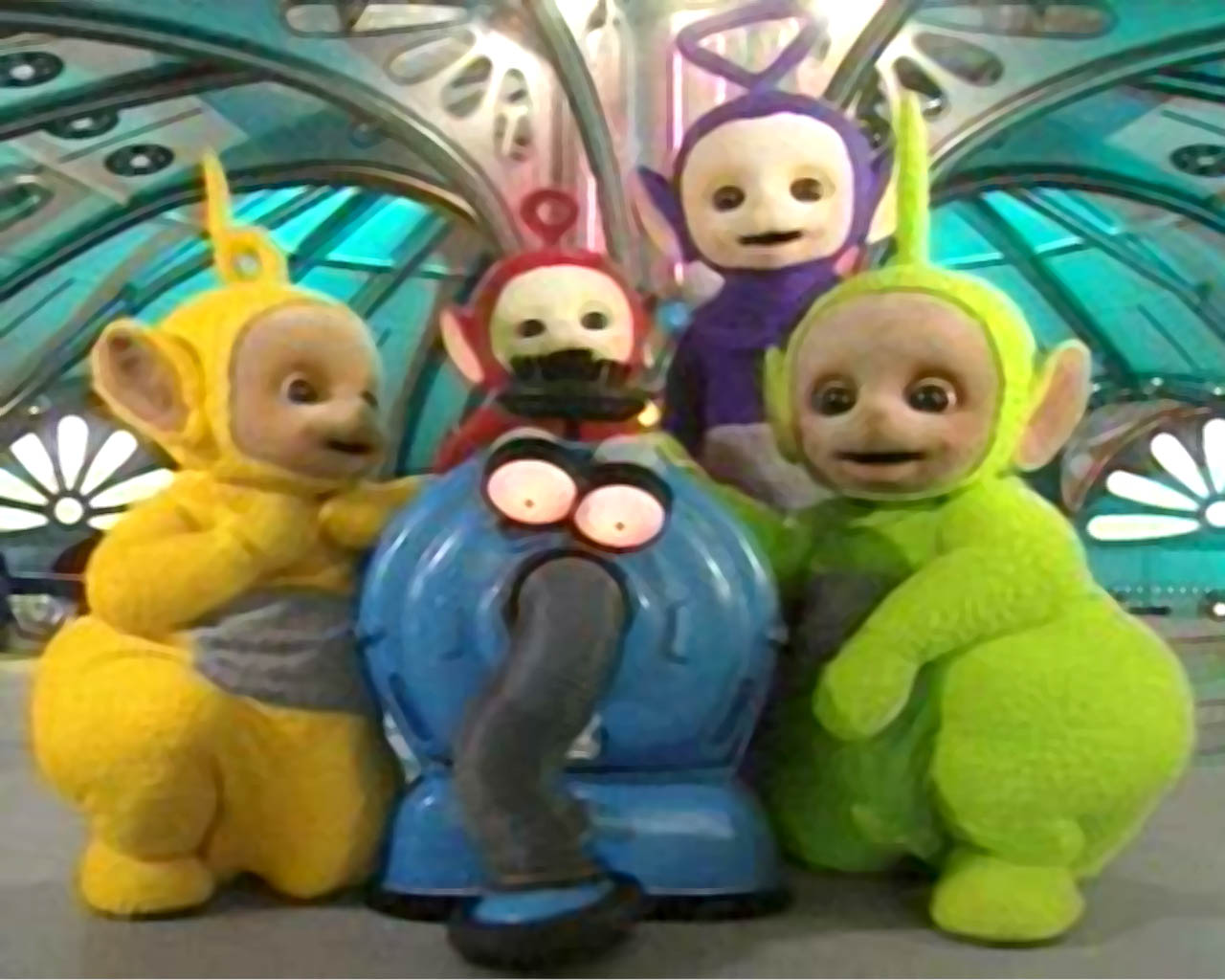 http://img3.wikia.nocookie.net/__cb20110702165015/cbbc/images/c/cc/Teletubbies.jpg