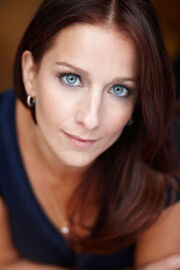 Headshots-Eleanor-Noble