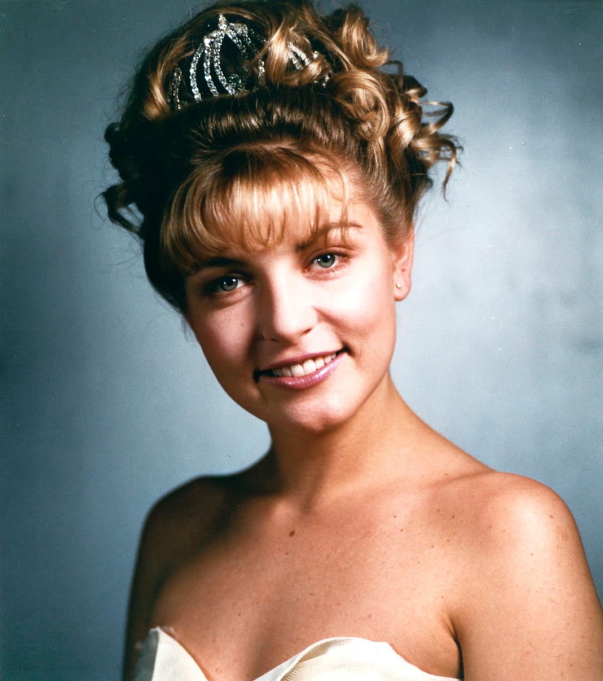 Laura_Palmer,_the_Queen_Of_Hearts.jpg