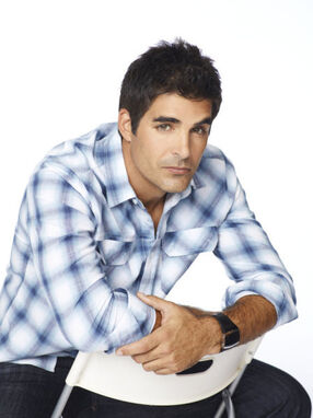 DAYS-OF-OUR-LIVES-Cast-15