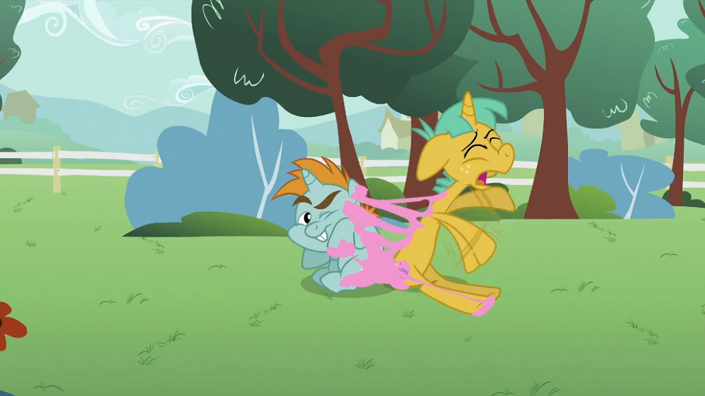 http://img3.wikia.nocookie.net/__cb20120402132717/mlp/images/a/a8/Snips_and_Snails_sticked_with_gum_on_their_backs_S2E23.png