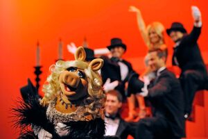 Bachelorette-miss-piggy