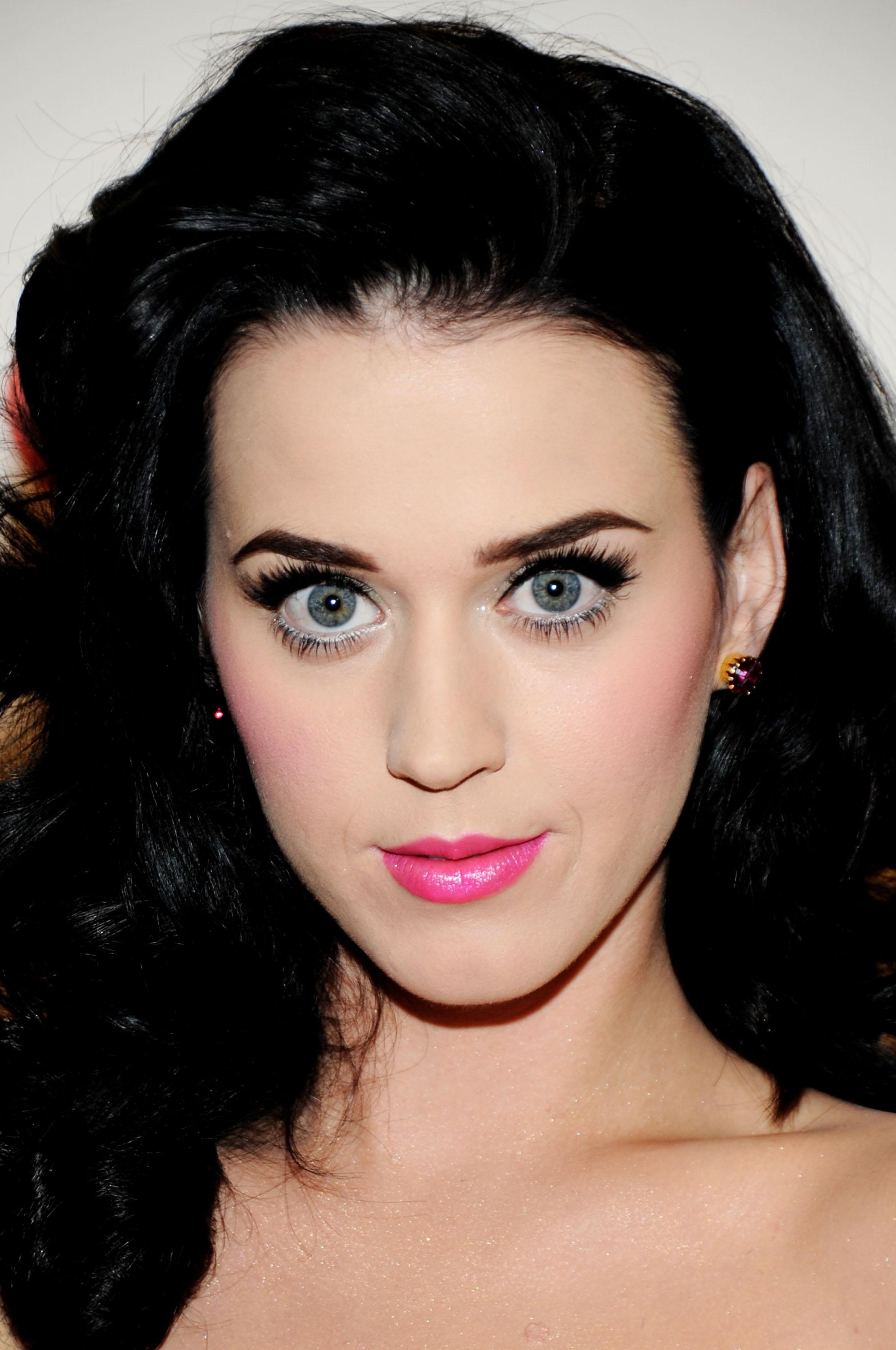 Katy Perry On Moviepedia: Information, Reviews, Blogs, And More!