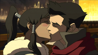 200px-Mako_and_Korra_kiss.png
