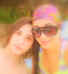ARI Y MELI