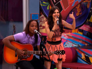 http://img3.wikia.nocookie.net/__cb20130114233603/victorious/images/0/03/Fst.jpg