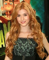 Katherine-mcnamara-premiere-paranorman-01-1-