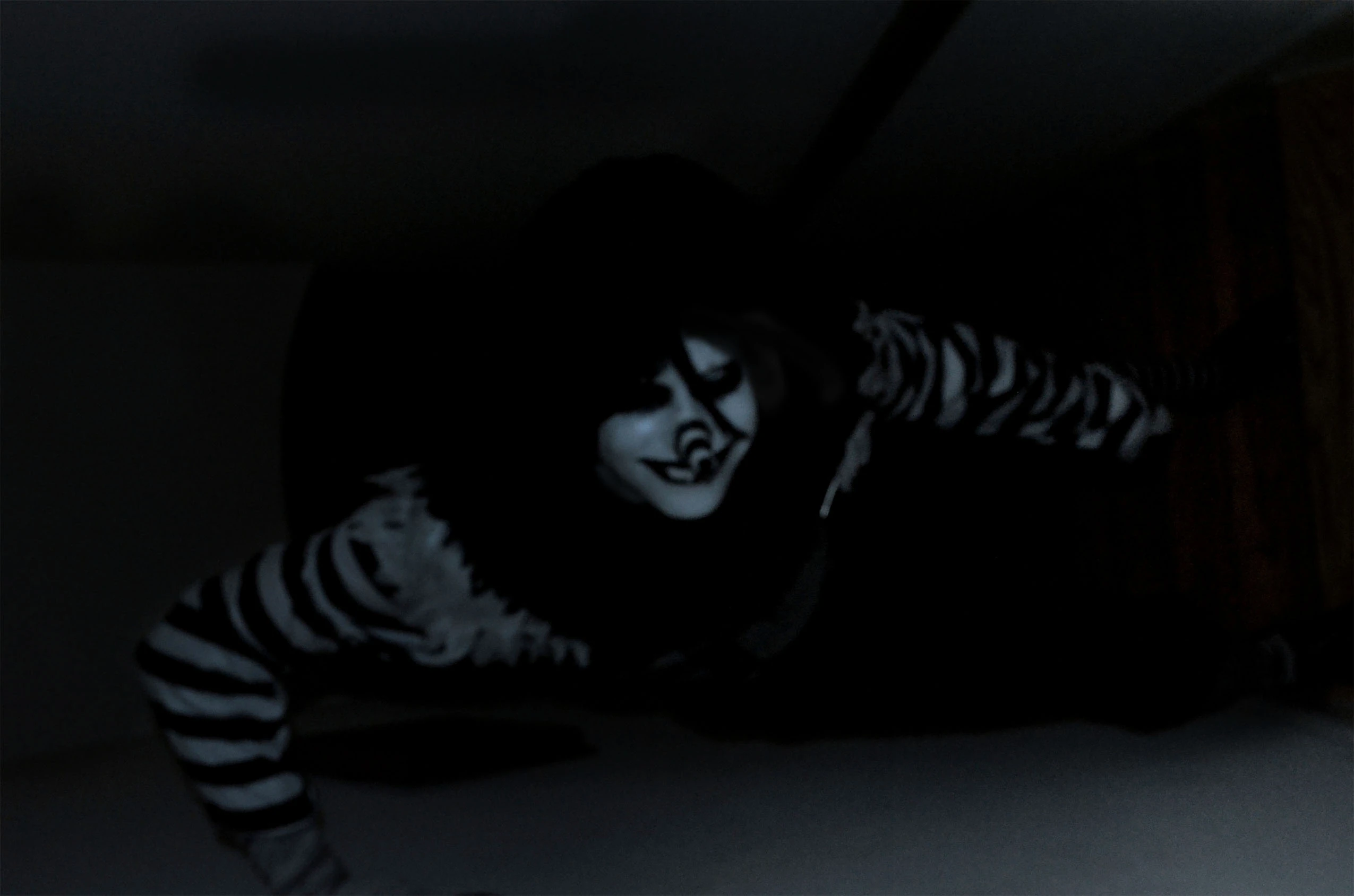 Image LJ wall crawl.jpg Creepypasta Wiki