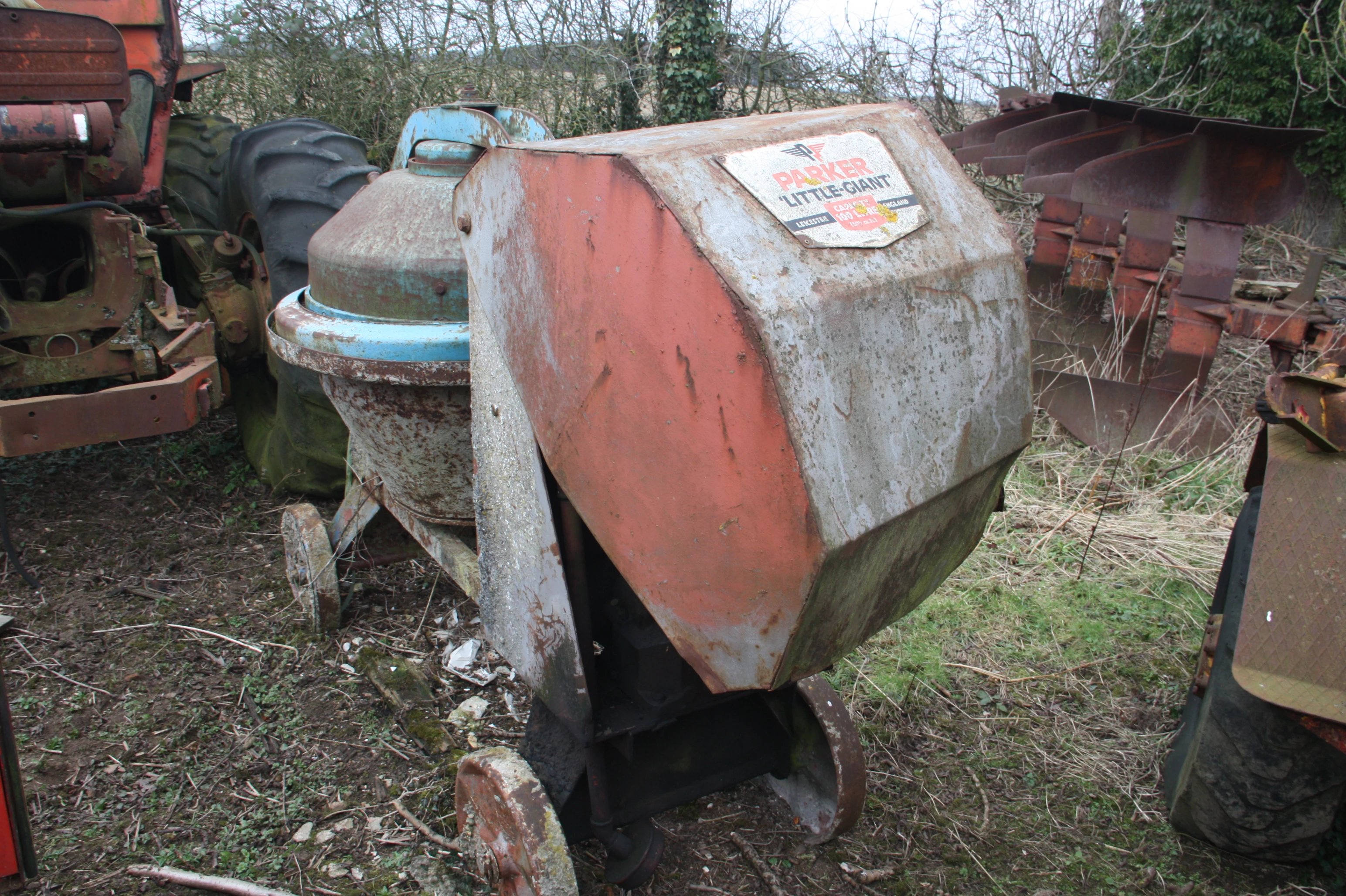 Image Parker LittleGiant concrete mixer at AB WD 2013 IMG 7758.JPG