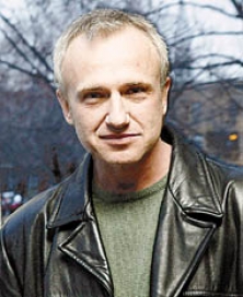 Stefan Pleszczynski salary