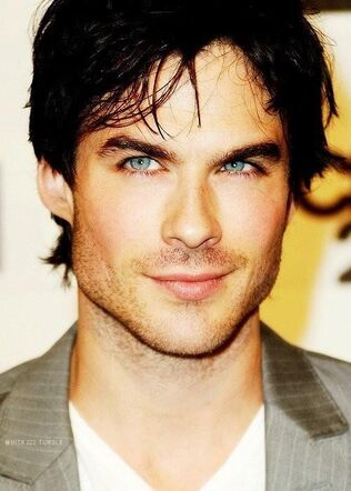 Ian-Smoulder-halder-ian-somerhalder-32812636-500-700