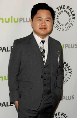 Matthew Moy - 2 Broke Girls Wiki