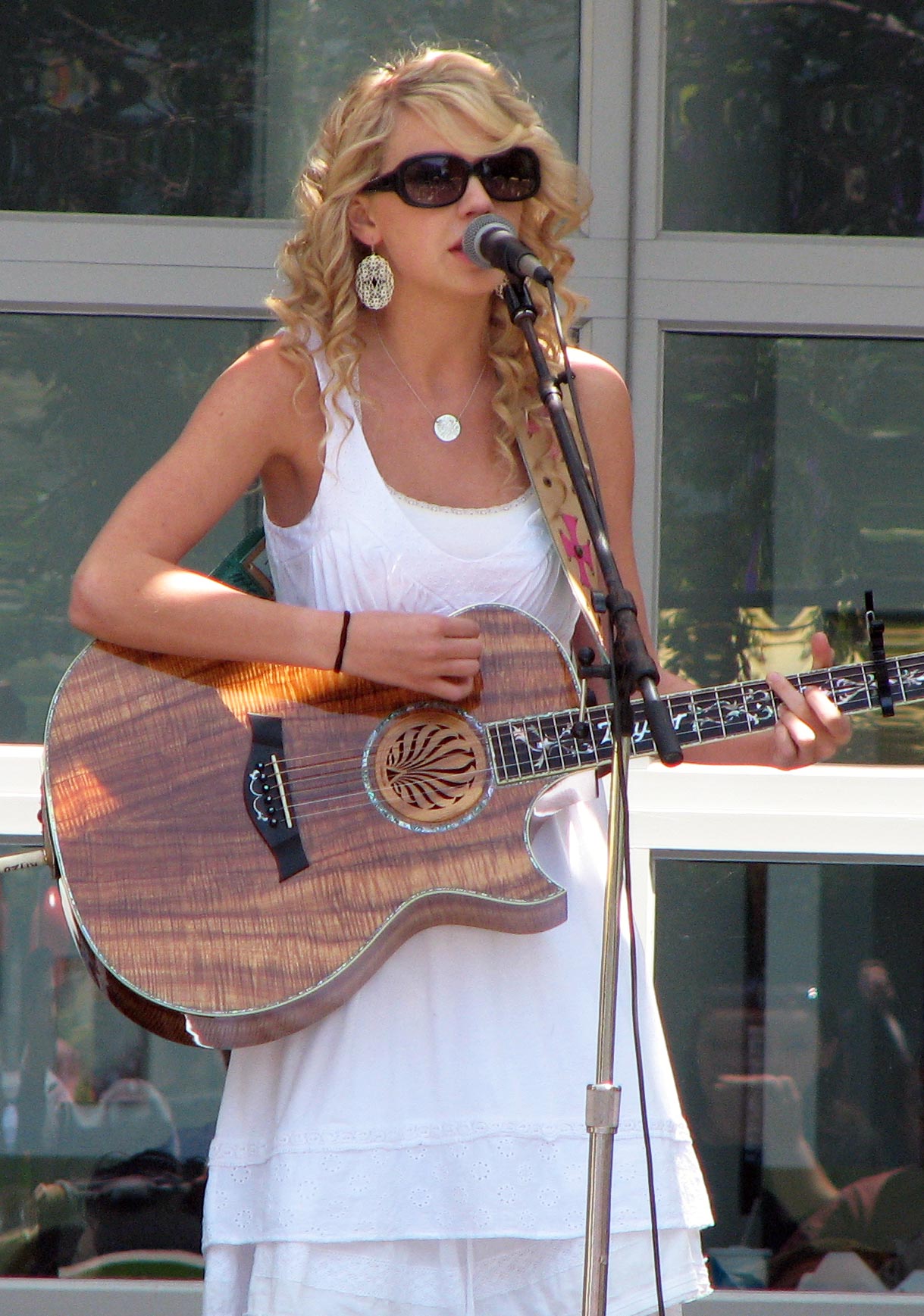 Taylor Swift - Taylor Swift Wiki - Wikia1219 x 1737