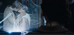 Holograma del beso entre Gale y Katniss