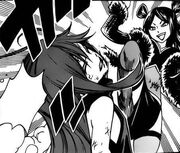 Minerva Golpea a Erza