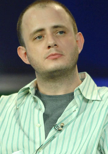 Eric Kripke - Supernatural&mldr; Scary Just Got Sexy!