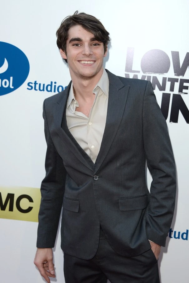 Image Rj mitte.jpg Switched at Birth Wiki