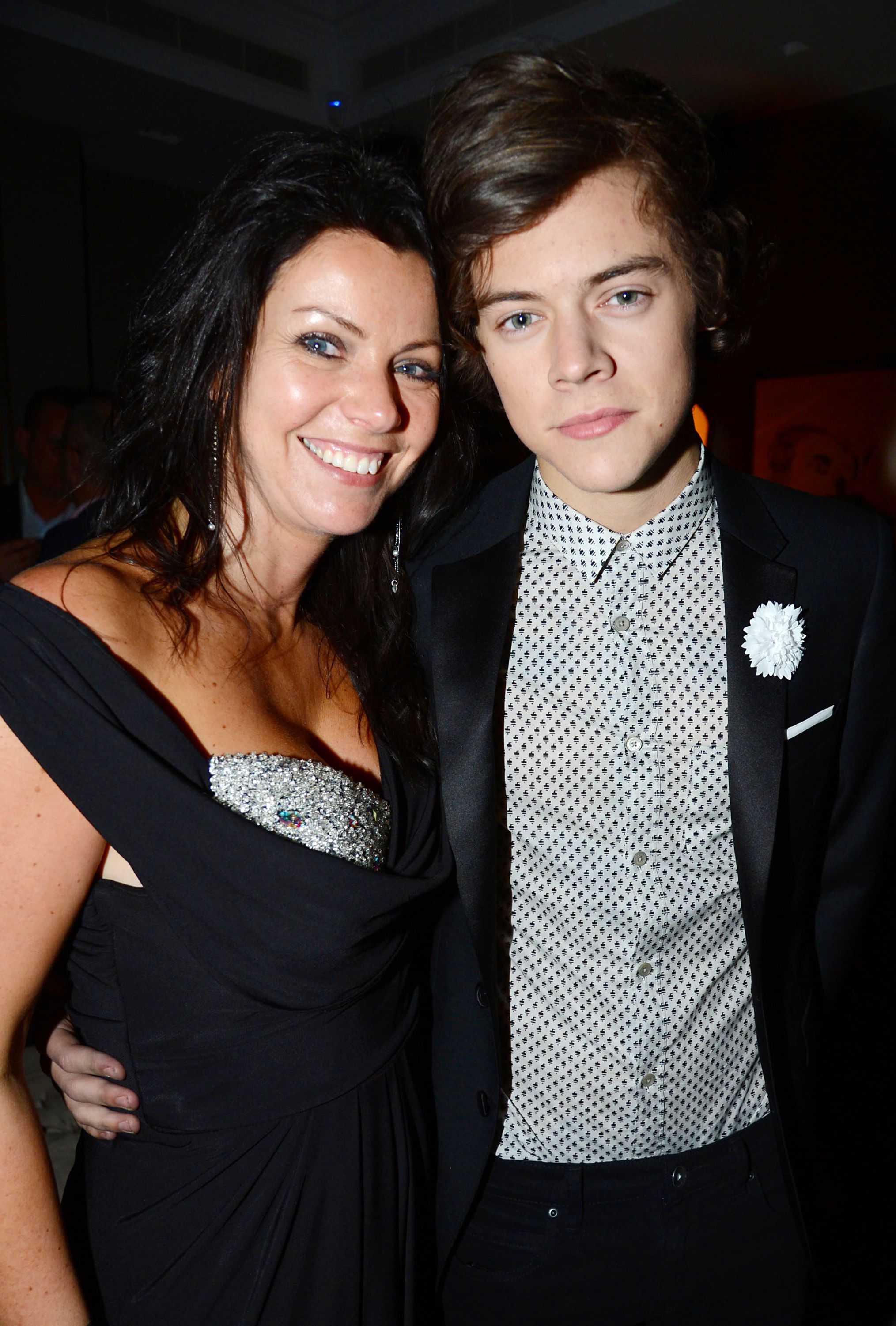 anne-twist-one-direction-wiki