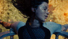 Katniss siendo rescatada de la arena