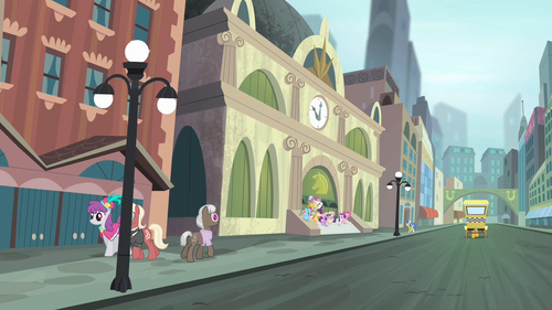 http://img3.wikia.nocookie.net/__cb20140107224211/mlp/images/thumb/7/75/Main_cast_walking_out_of_the_train_station_S4E08.png/500px-Main_cast_walking_out_of_the_train_station_S4E08.png