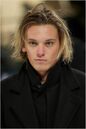 Jamie-Campbell-Bower-Height-Weight-Age-Affairs-Girlfriend-Body-Stats-Details.jpg