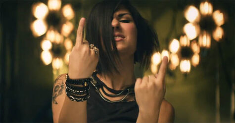 Yazliveforthenight.jpg (49 KB) Yazliveforthenight