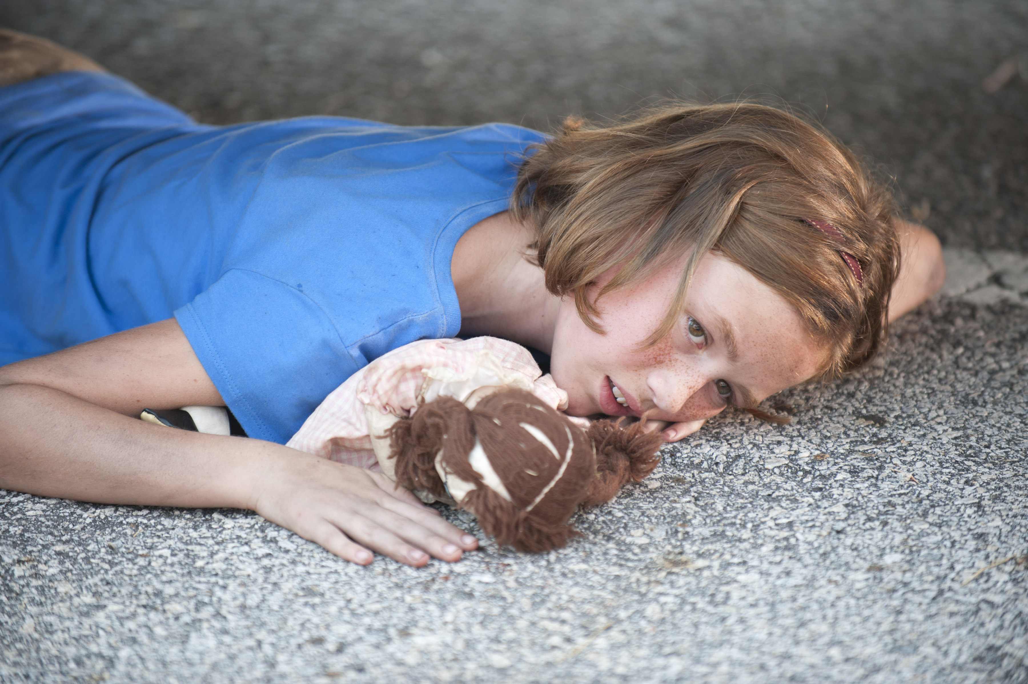 Image Sophia under car 2x01.jpg Walking Dead Wiki