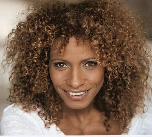 Michelle Hurd Witches of East End Wiki