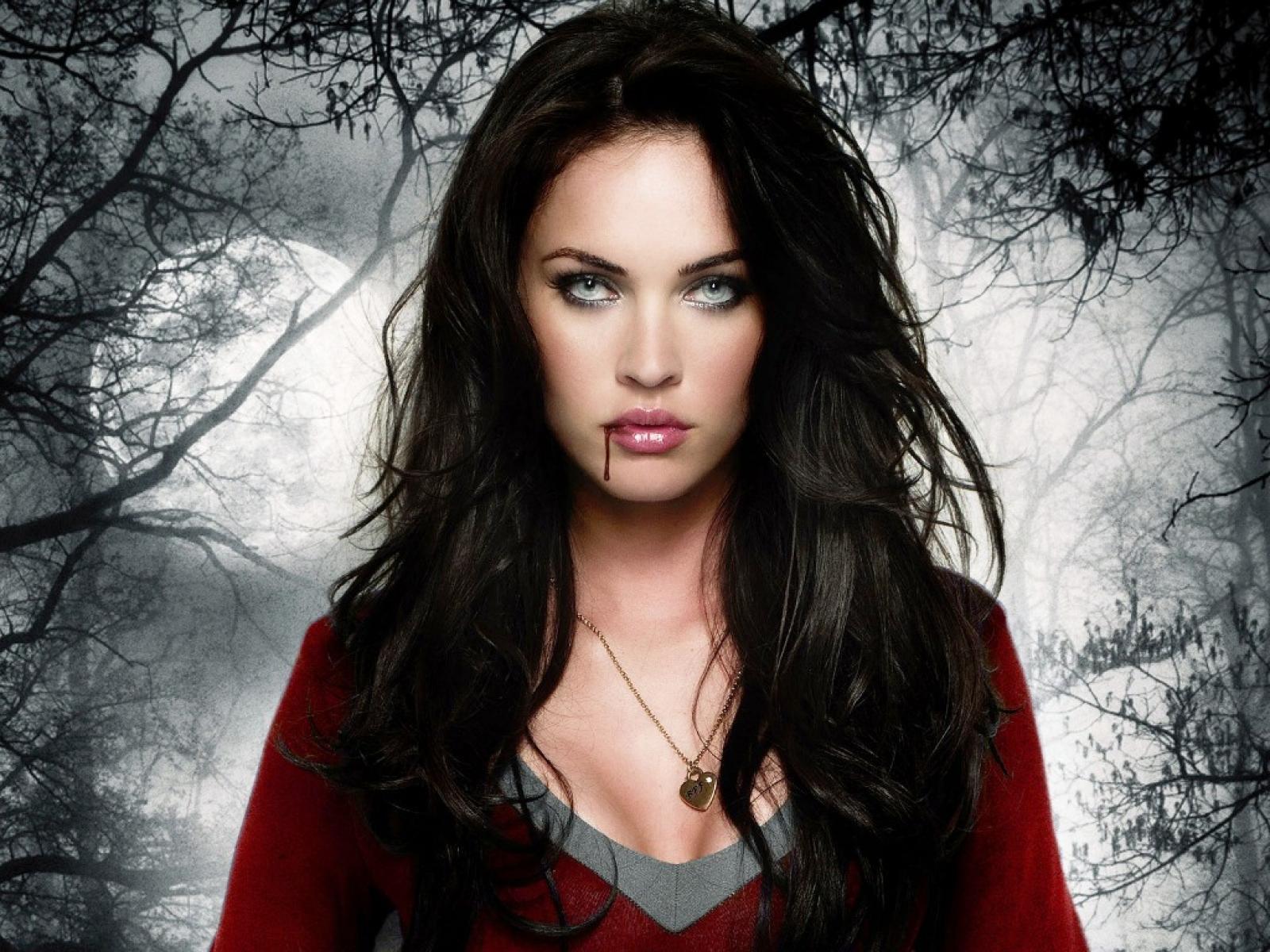 Charaktere - Sweet und Crazy - RPG Megan_fox_jennifers_body_32737-1600x1200