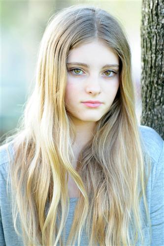 Willow Shields Igrzyska Śmierci Wiki 8308