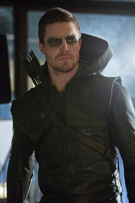 Arrow (Oliver Queen) – Arrow Wiki - Arrow, DC, Serie, Oliver Queen, The 