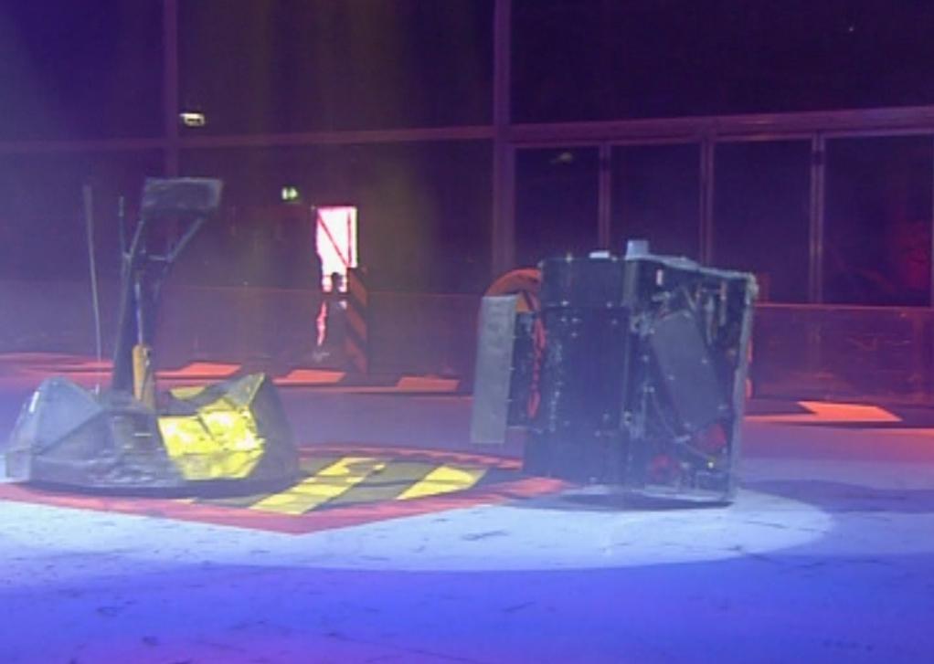 Chaos 2 - Robot Wars Wiki - Robot Wars Extreme, BBC