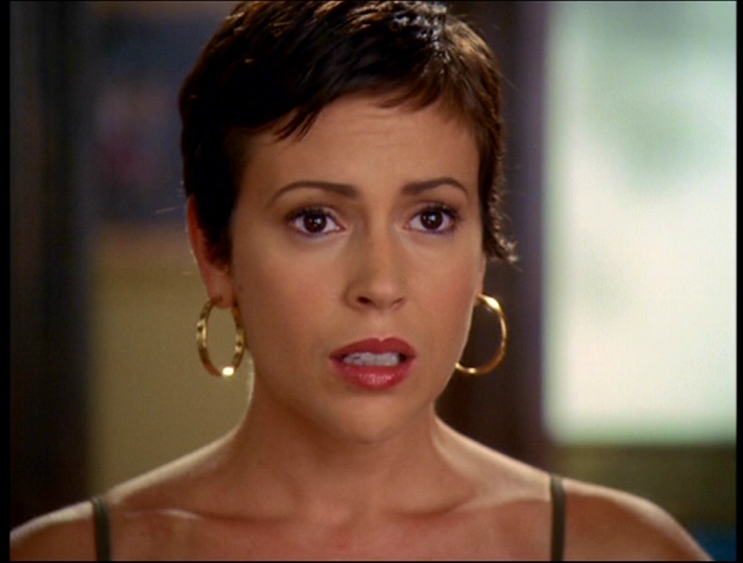 Image - 6x01-Phoebe.jpg - Charmed Wiki - For all your Charmed needs!