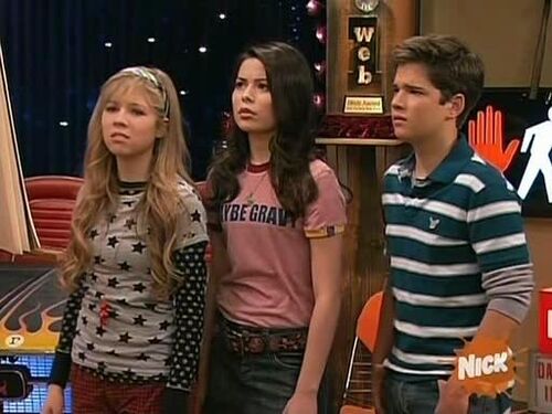 500px-ICarly_Group.jpg