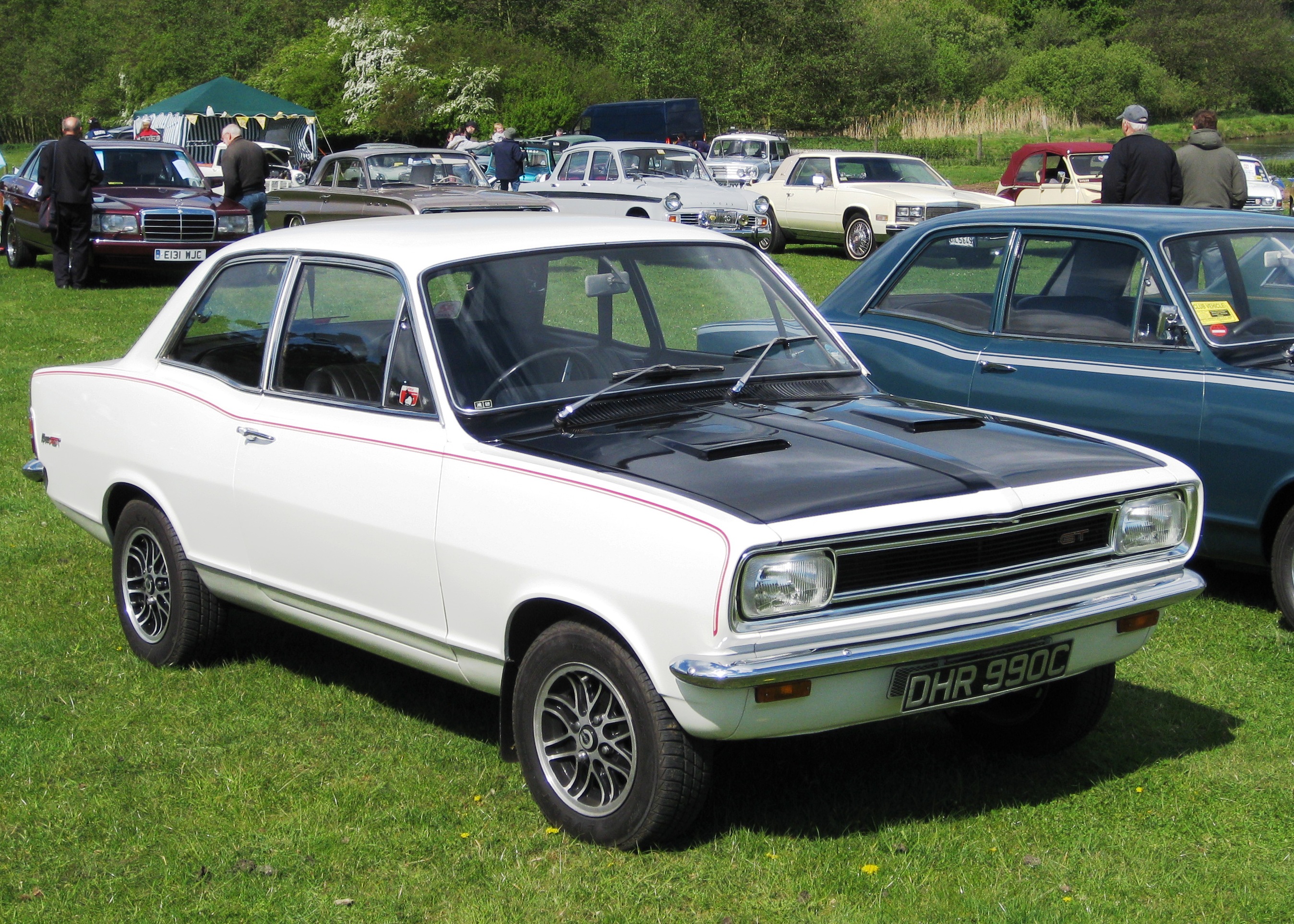 Vauxhall Viva - Tractor & Construction Plant Wiki - The classic vehicle ...