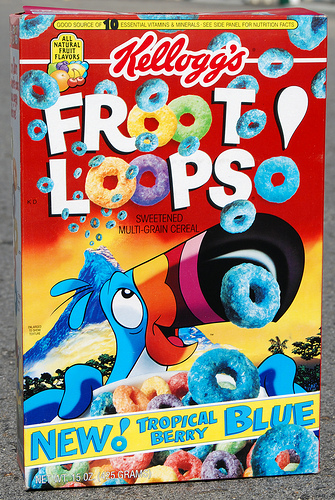 Froot_Loops_box_(new_Tropical_Berry_blue)_1996.jpg