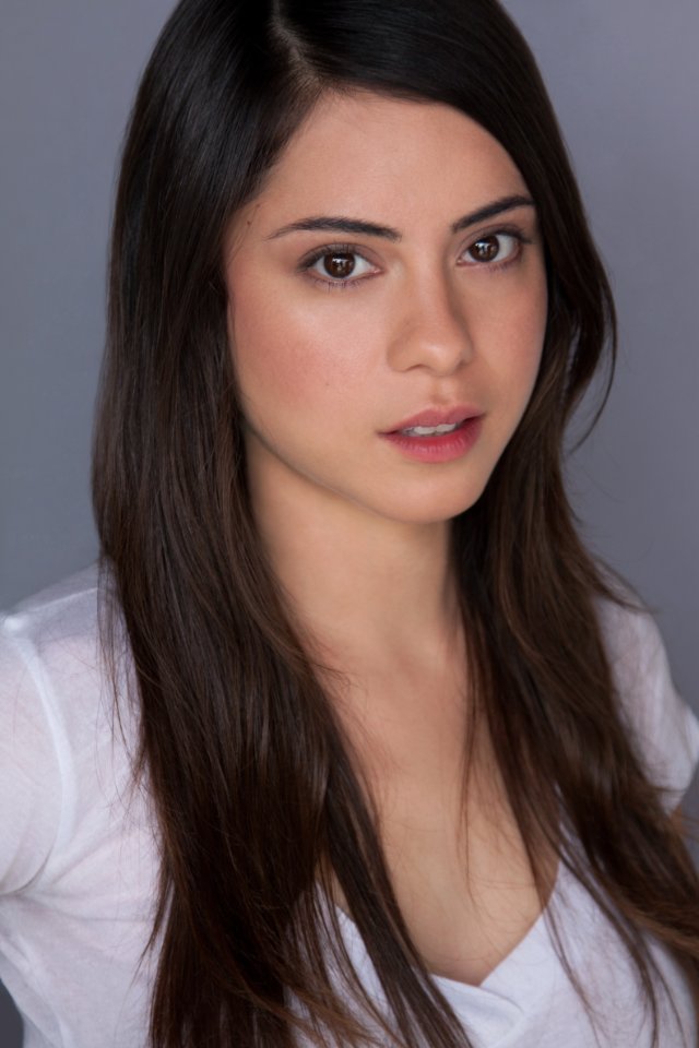 Next photo of Rosa Salazar